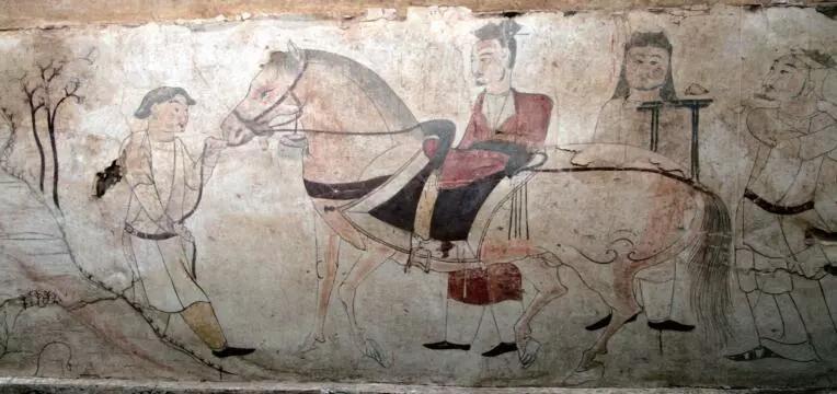 ▲墓道东壁第二层壁画“马匹贸易图”