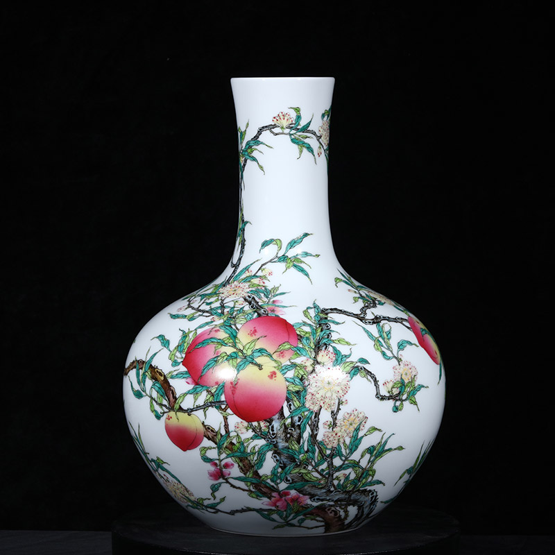 中国内地最贵陶瓷诞生：清雍正天球瓶拍出1.472亿元！ - 行情- 收藏头条