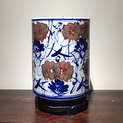管桂玲《青花釉里红秋菊笔筒》江西省工艺美术大师青花釉里红瓷瓶景德镇