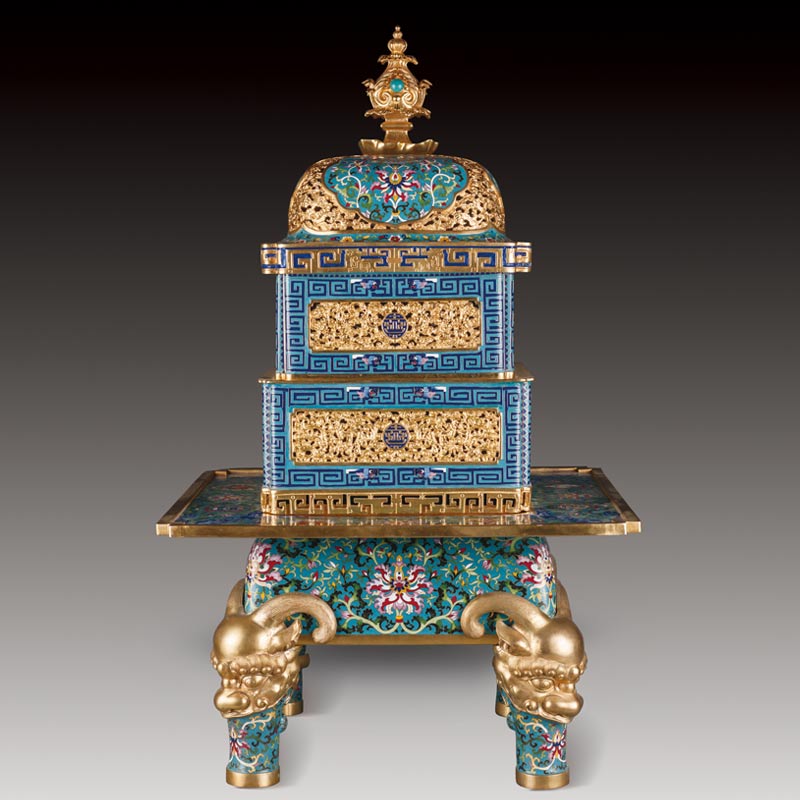 故宫景泰百宝《掐丝珐琅缠枝莲纹兽吞足熏炉》