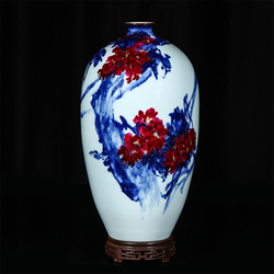 王恩怀《阳春三月》中国工艺美术大师景德镇青花釉里红瓷瓶