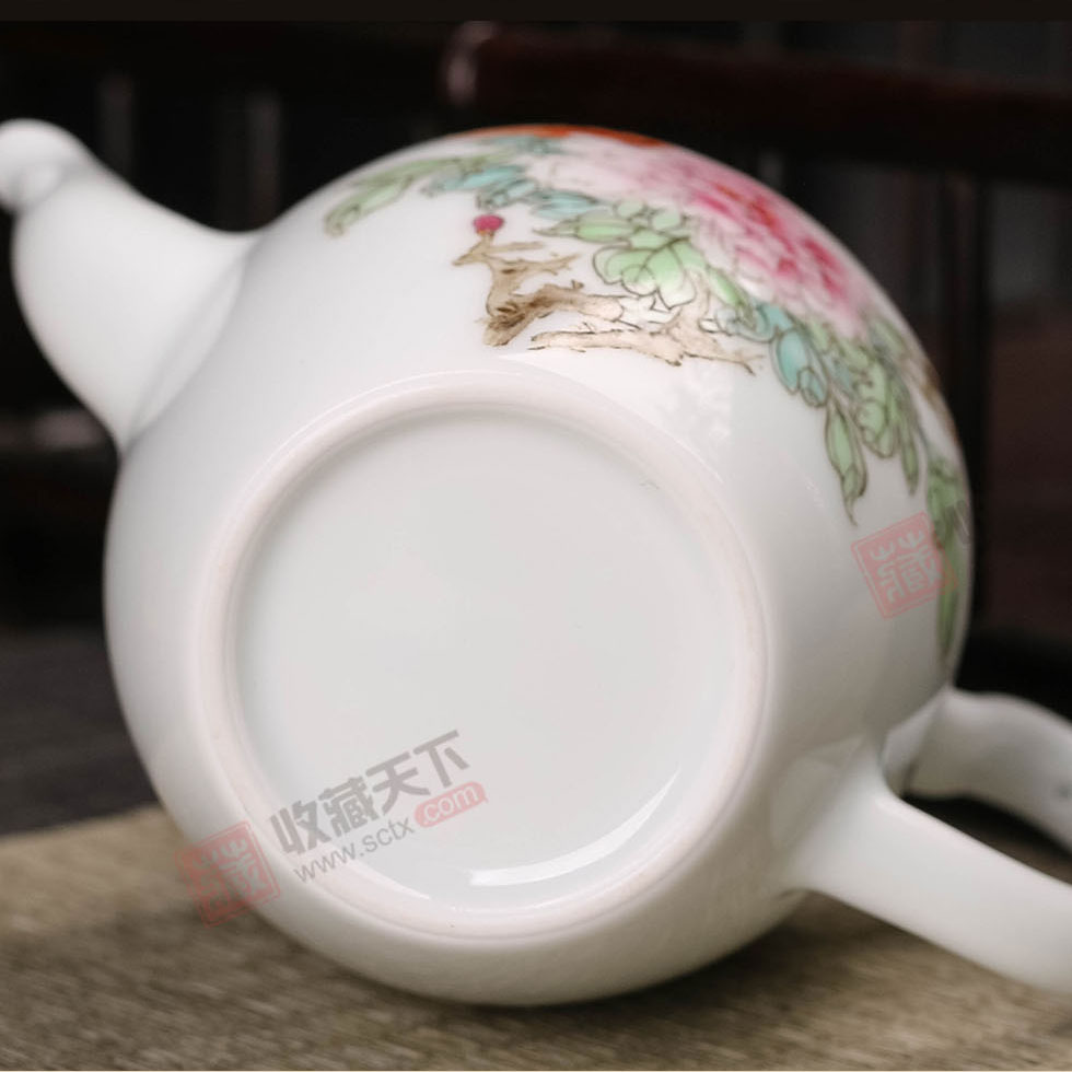 余景艳《花开富贵》景德镇粉彩瓷壶