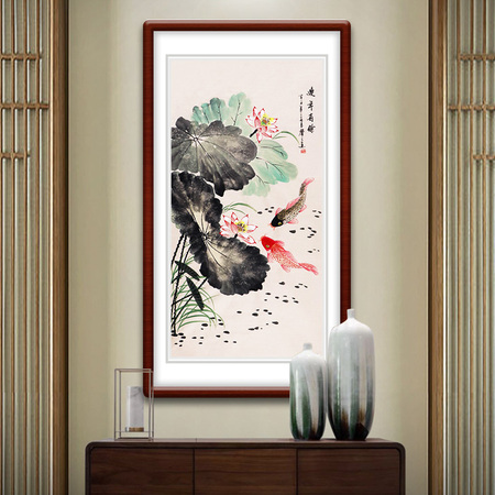 梁馨之《连年有余》写意花鸟竖幅八平尺