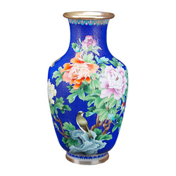 钟连盛、戴嘉林景泰蓝《元首盛会 国色天香》